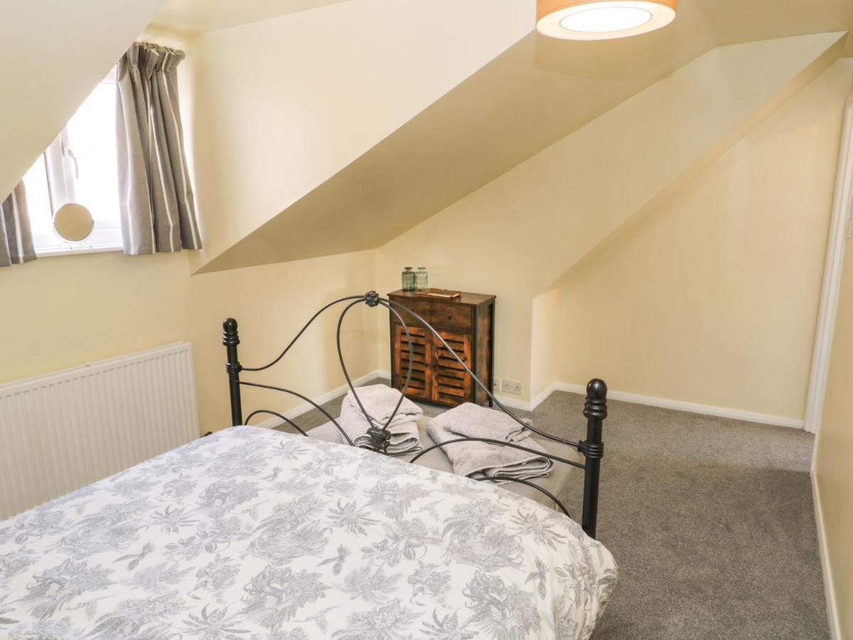 Appartamento 1 Burns Yard Whitby Esterno foto